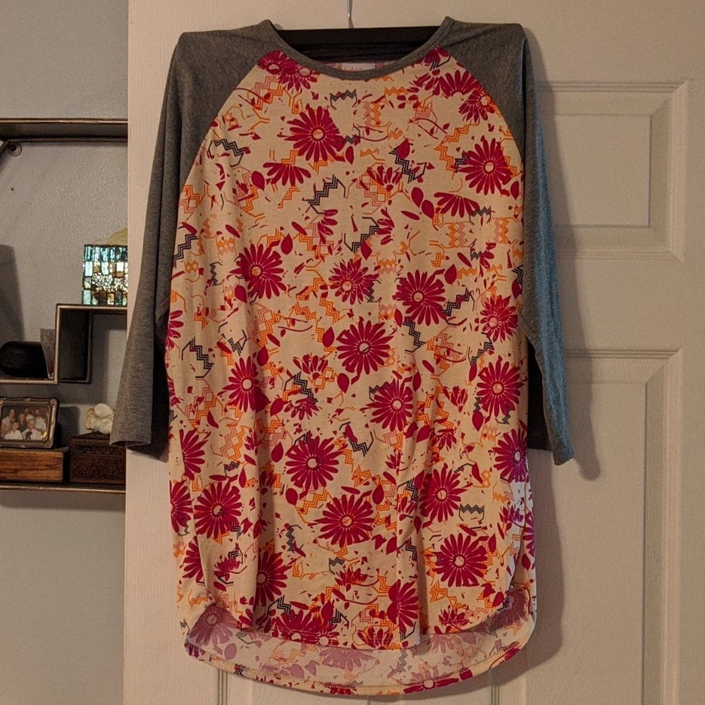 Lularoe Randy Baseball Tshirt